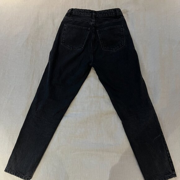 Jeans - Picture 3 of 4